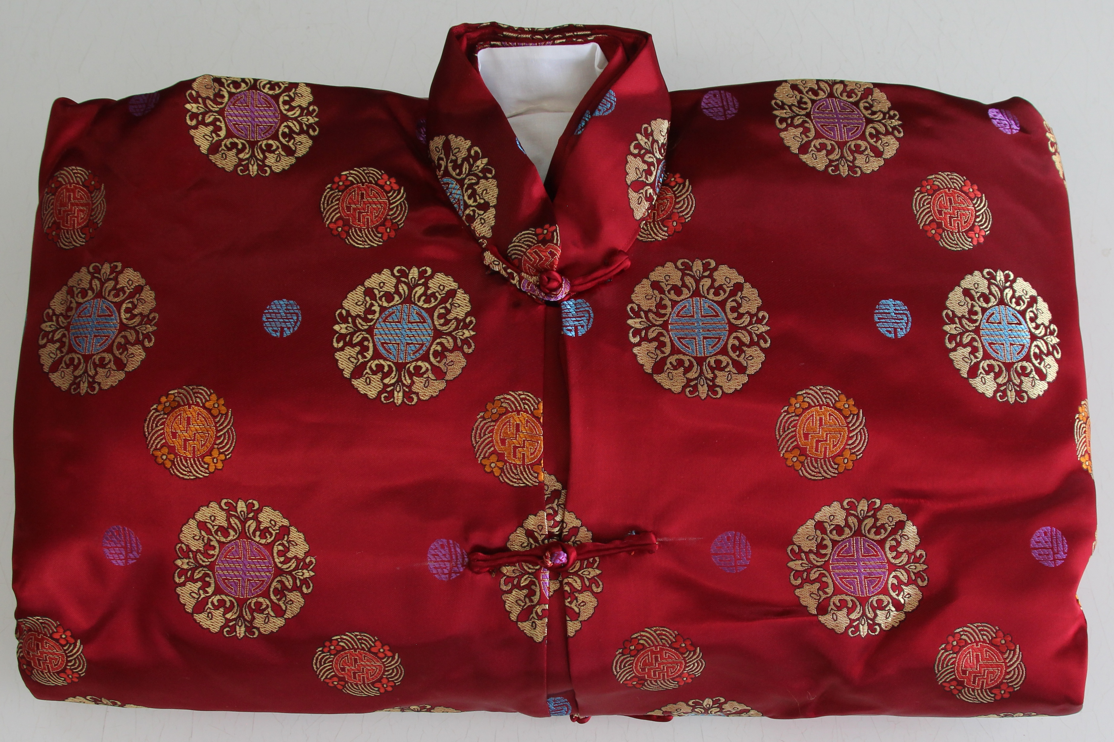 Traditional funeral clothing